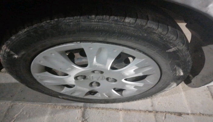 2014 Honda Amaze 1.2L I-VTEC S, Petrol, Manual, 95,056 km, tyre