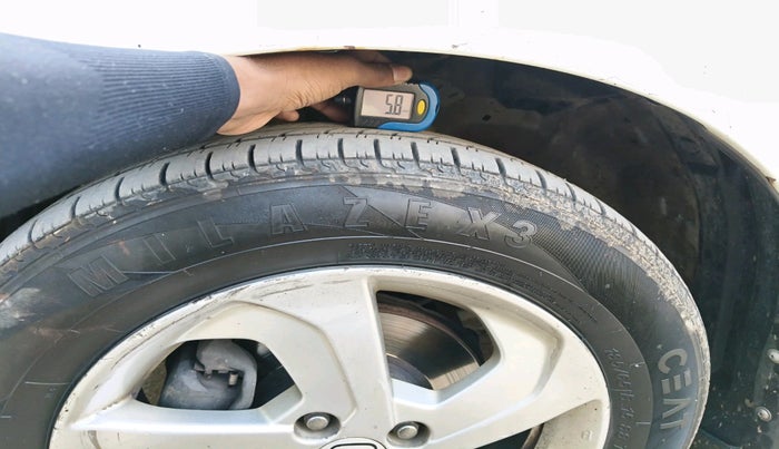 2014 Honda City 1.5L I-DTEC VX, Diesel, Manual, 1,20,419 km, tyre