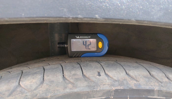 2022 KIA SONET HTX ANNIVERSARY EDITION 1.5 AT, Diesel, Automatic, 81,564 km, tyre