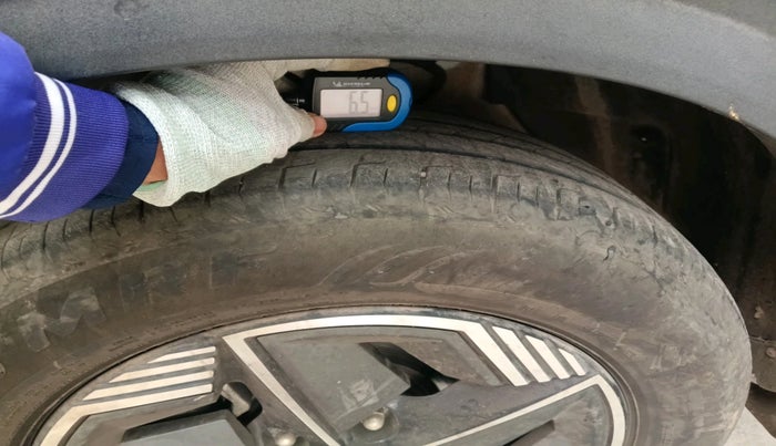 2024 Tata NEXON Creative Plus 1.2 iCNG, Petrol, Manual, 11,219 km, tyre