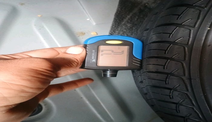 2020 Skoda Rapid AMBITION AT TSI, Petrol, Automatic, 1,24,961 km, tyre