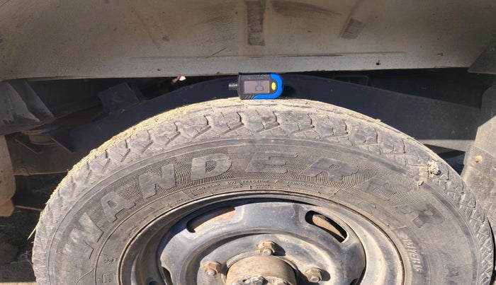 2012 Mahindra Bolero ZLX BS-III, Diesel, Manual, 1,32,910 km, tyre