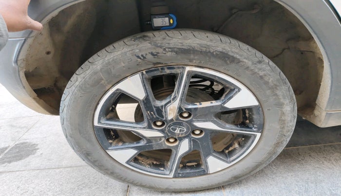 2024 Tata PUNCH ACCOMPLISHED DAZZLE SUNROOF CNG MT, Petrol, Manual, 73,605 km, tyre