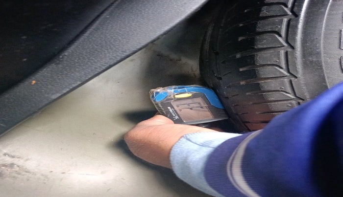 2016 Hyundai Elite i20 MAGNA 1.2, Petrol, Manual, 2,34,126 km, tyre