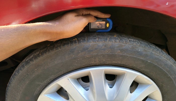 2012 Hyundai Eon ERA +, Petrol, Manual, 32,406 km, tyre