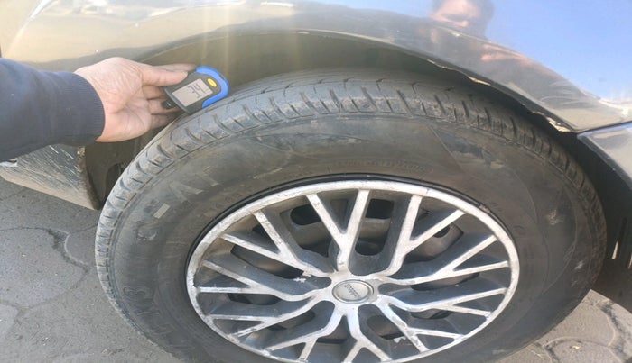 2012 Ford Figo EXI 1.4 DIESEL, Diesel, Manual, 2,02,709 km, tyre