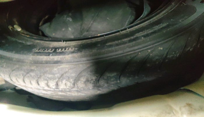 2013 Hyundai i20 SPORTZ 1.4 CRDI, Diesel, Manual, 95,541 km, tyre