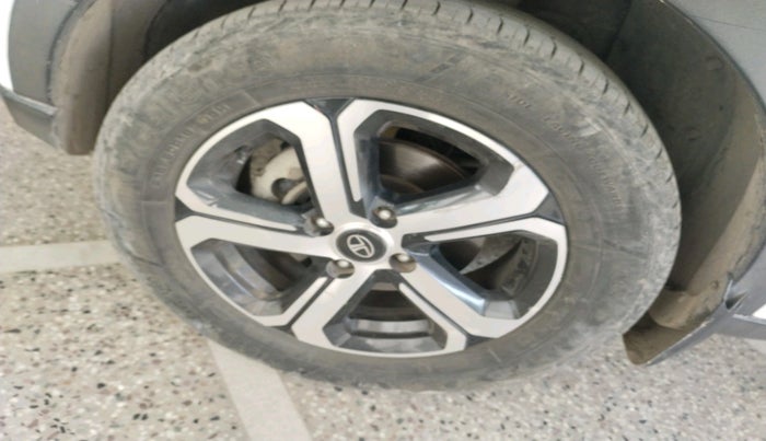 2021 Tata NEXON XZA PLUS DIESEL, Diesel, Automatic, 64,884 km, tyre