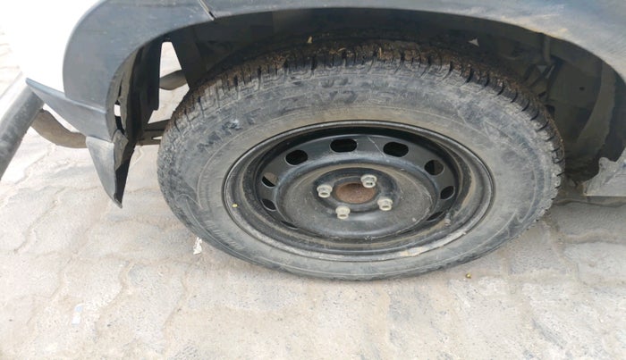 2016 Mahindra Kuv100 K6 PLUS D 6 STR, Diesel, Manual, 17,581 km, tyre