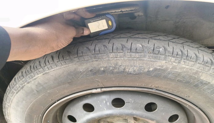 2011 Maruti Swift Dzire VDI, Diesel, Manual, 1,05,839 km, tyre