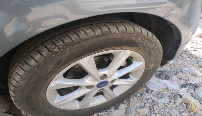 2021 Ford Ecosport TITANIUM 1.5L DIESEL, Diesel, Manual, 61,468 km, tyre