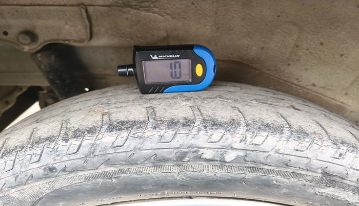 2017 Maruti Wagon R 1.0 VXI, Petrol, Manual, 74,139 km, tyre