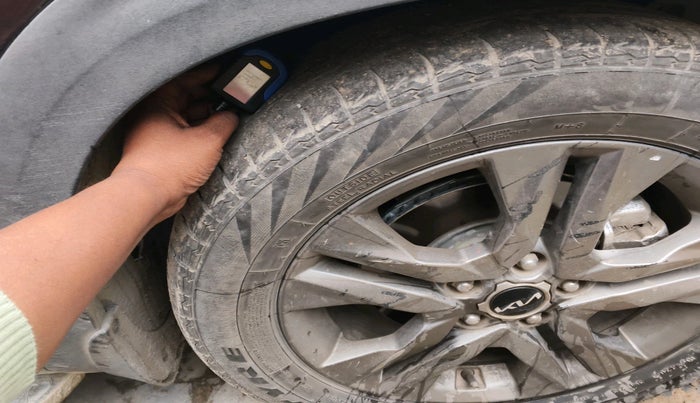 2022 KIA SELTOS HTX 1.5 PETROL, Petrol, Manual, 1,38,200 km, tyre