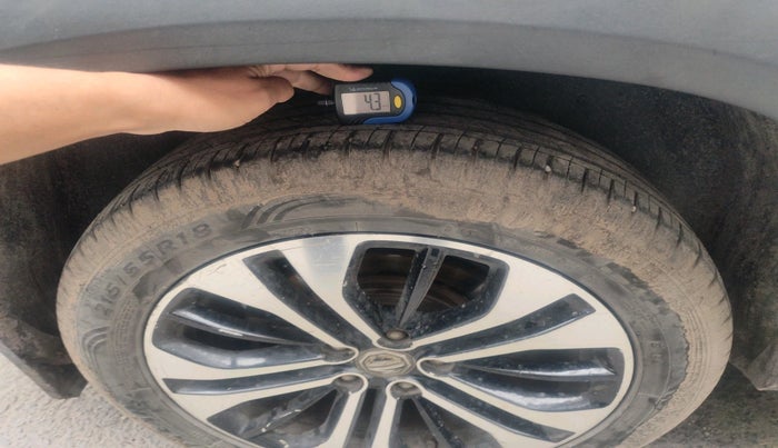 2021 MG HECTOR PLUS SELECT 2.0 DIESEL TURBO MT 7-STR, Diesel, Manual, 89,643 km, tyre