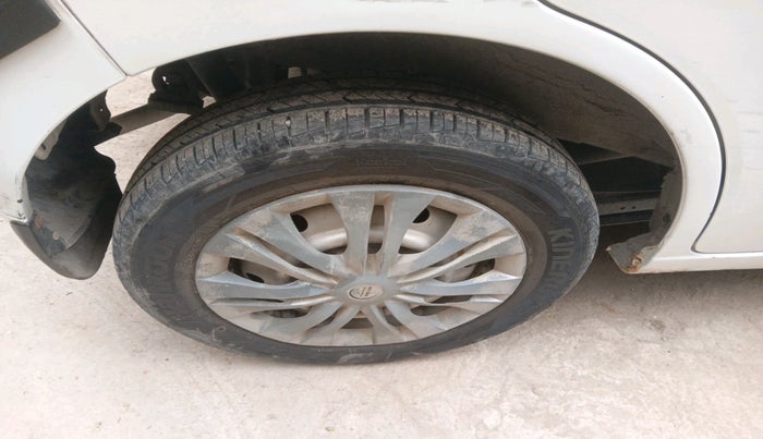 2011 Maruti Wagon R 1.0 LXI, Petrol, Manual, 62,455 km, tyre