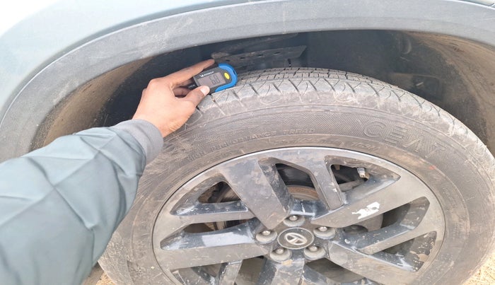 2021 Tata Safari XZ PLUS, Diesel, Manual, 1,02,681 km, tyre