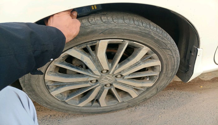 2017 Honda City 1.5L I-DTEC ZX, Diesel, Manual, 1,41,453 km, tyre