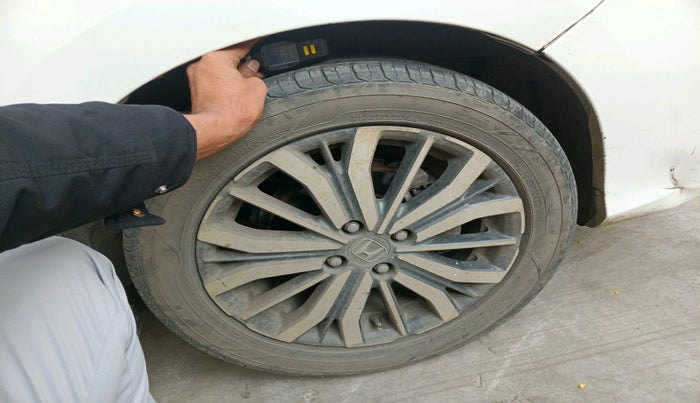 2017 Honda City 1.5L I-DTEC ZX, Diesel, Manual, 1,41,453 km, tyre