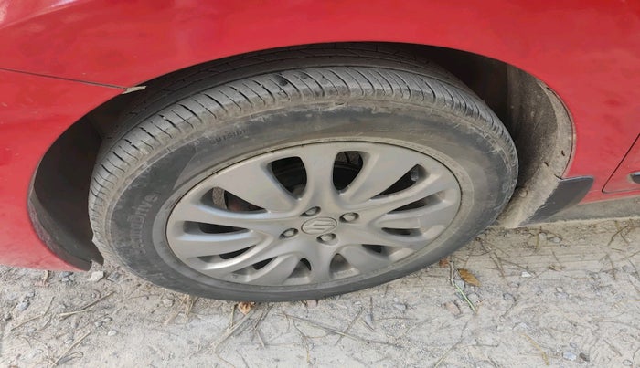 2016 Maruti Baleno ALPHA PETROL 1.2, Petrol, Manual, 88,121 km, tyre