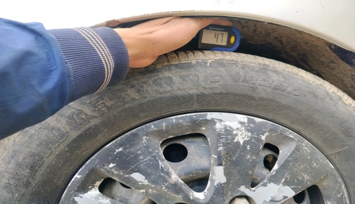 2012 Hyundai i10 MAGNA 1.1 LPG, Petrol, Manual, 86,413 km, tyre