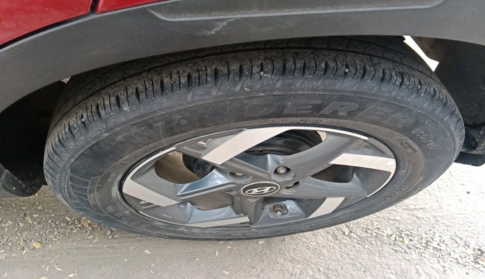 2020 Hyundai VENUE SX 1.0 (O) TURBO, Petrol, Manual, 76,092 km, tyre