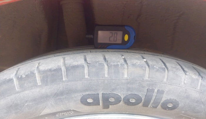 2018 Maruti Swift ZDI PLUS, Diesel, Manual, 57,063 km, tyre