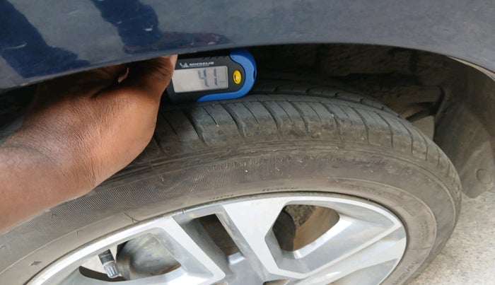 2024 Tata TIGOR XZA PLUS PETROL, Petrol, Automatic, 8,792 km, tyre