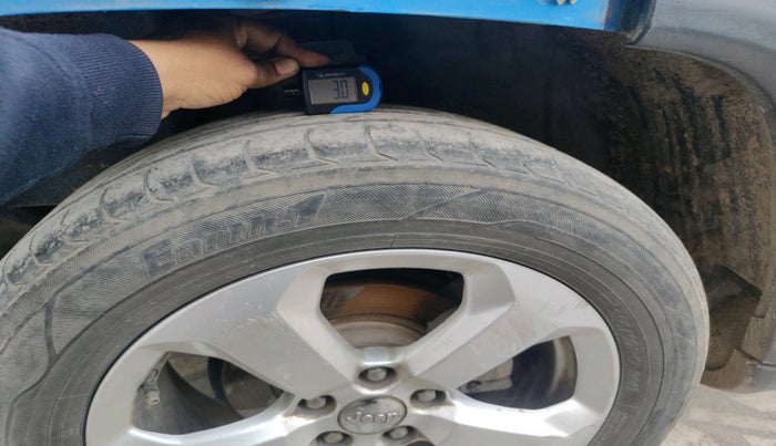 2018 Jeep Compass LONGITUDE 2.0 DIESEL, Diesel, Manual, 1,46,111 km, tyre