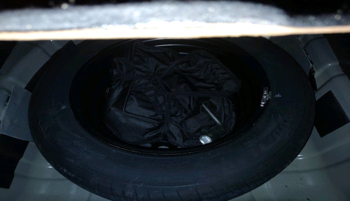 2024 Tata NEXON CREATIVE PLUS S 1.2 REVOTRON 6 MT, Petrol, Manual, 12,801 km, tyre