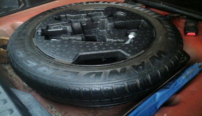 2017 Maruti Vitara Brezza VDI (O), Diesel, Manual, 65,816 km, tyre