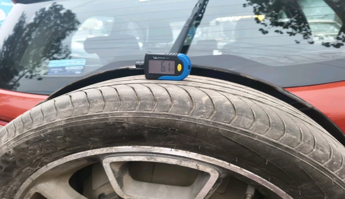 2017 Ford Ecosport TITANIUM 1.5L DIESEL, Diesel, Manual, 1,20,384 km, tyre