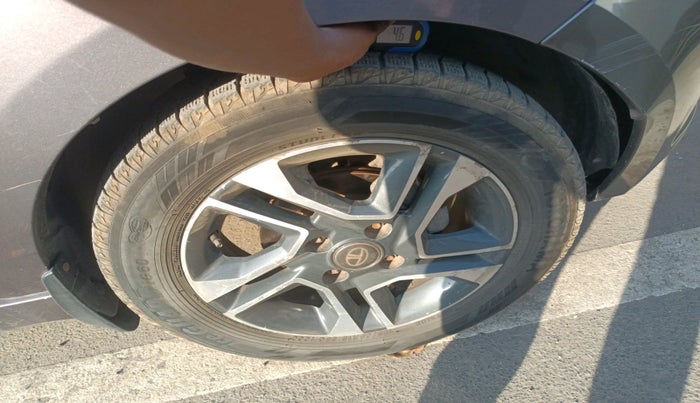 2018 Tata TIGOR XZ (O) PETROL, Petrol, Manual, 1,13,499 km, tyre