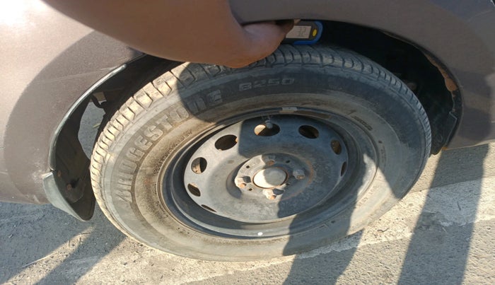 2018 Tata TIGOR XZ (O) PETROL, Petrol, Manual, 1,13,499 km, tyre