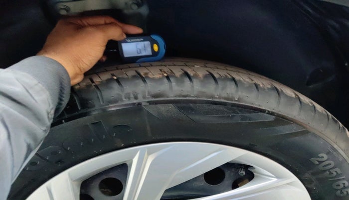 2023 Hyundai Creta EX 1.5 PETROL, Petrol, Manual, 7,555 km, tyre