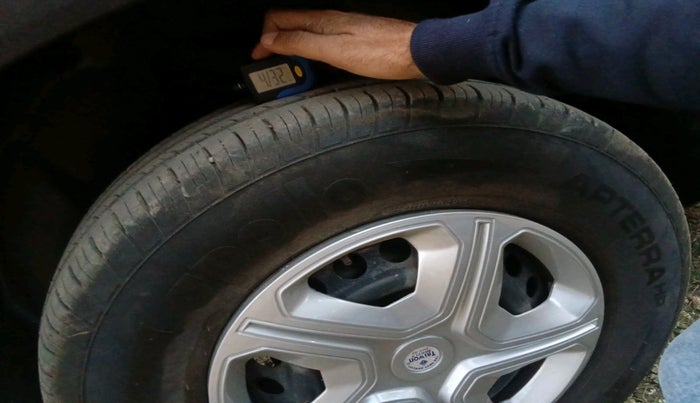 2021 Tata Harrier XM 2.0L KRYOTEC, Diesel, Manual, 39,595 km, tyre