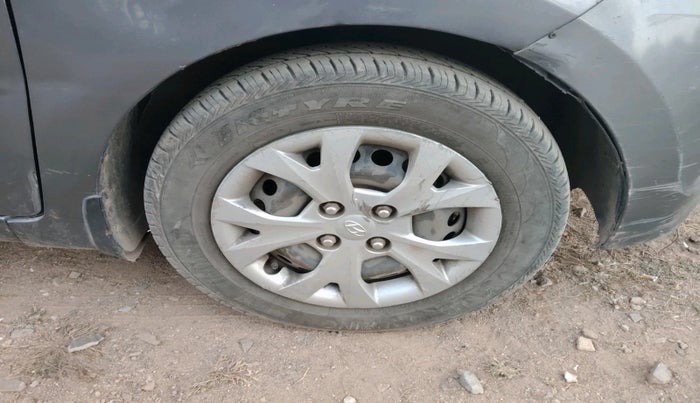 2016 Hyundai Grand i10 MAGNA 1.2 KAPPA VTVT, Petrol, Manual, 61,203 km, tyre