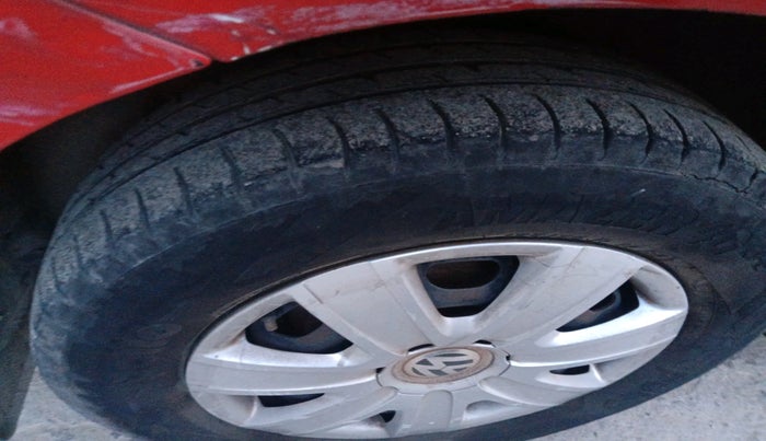 2011 Volkswagen Polo TRENDLINE 1.2L PETROL, Petrol, Manual, 1,18,699 km, tyre