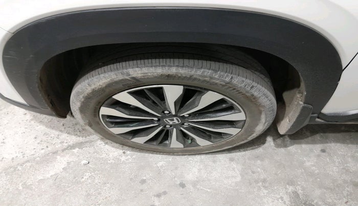 2024 Honda ELEVATE VX CVT, Petrol, Automatic, 30,260 km, tyre