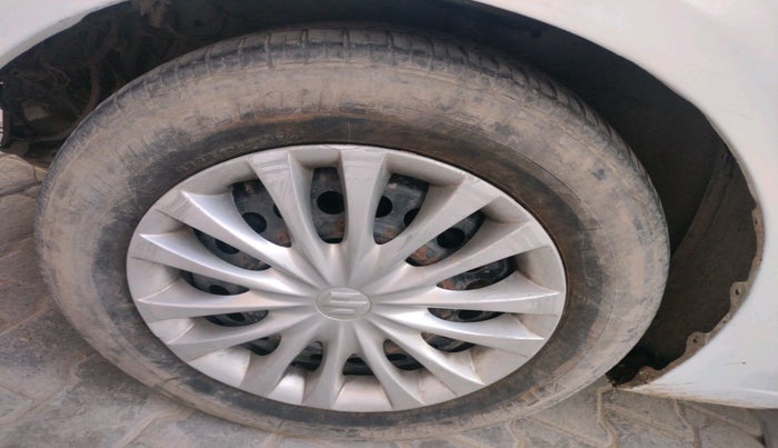 2017 Maruti Ciaz SIGMA DIESEL 1.3, Diesel, Manual, 1,18,013 km, tyre