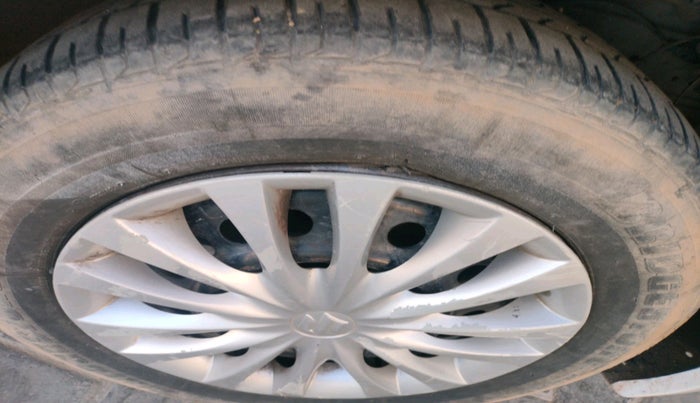 2017 Maruti Ciaz SIGMA DIESEL 1.3, Diesel, Manual, 1,18,013 km, tyre