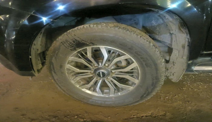 2018 ISUZU MU-X 4x2 AT, Diesel, Automatic, 1,72,000 km, tyre