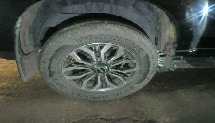 2018 ISUZU MU-X 4x2 AT, Diesel, Automatic, 1,72,000 km, tyre