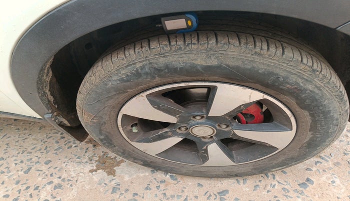 2018 Tata NEXON XZA PLUS DIESEL, Diesel, Automatic, 86,782 km, tyre