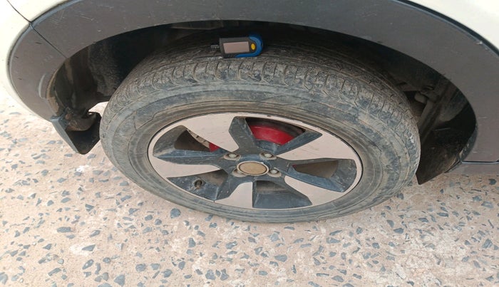 2018 Tata NEXON XZA PLUS DIESEL, Diesel, Automatic, 86,782 km, tyre