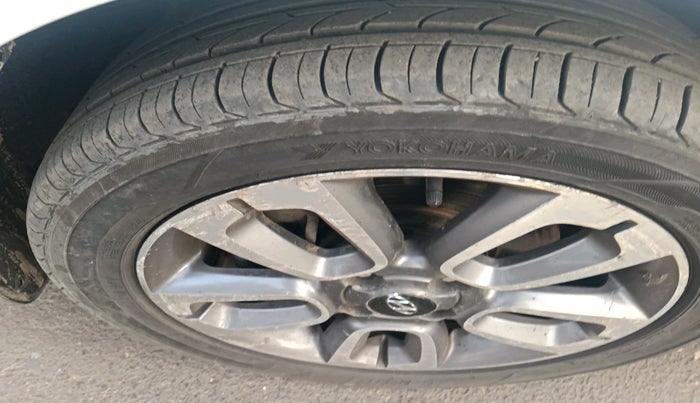 2015 Hyundai i20 Active 1.4 SX, Diesel, Manual, 1,46,646 km, tyre