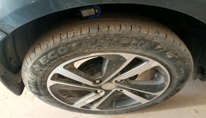 2024 Tata ALTROZ XZ Lux CNG , Petrol, Manual, 25,169 km, tyre