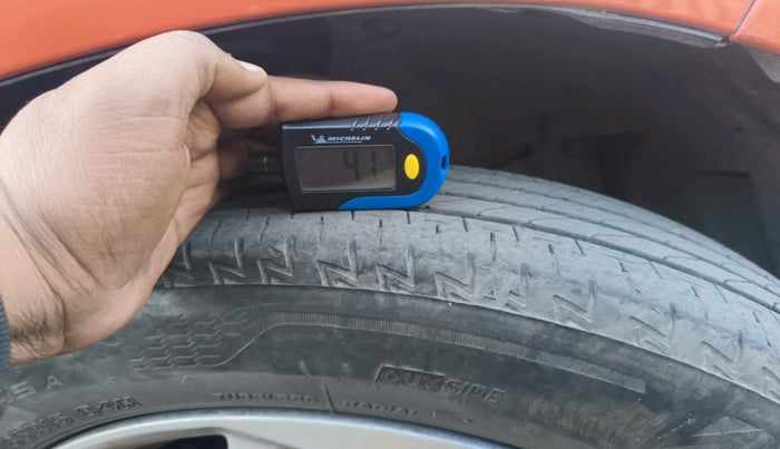 2015 Honda Jazz 1.2L I-VTEC V, Petrol, Manual, 61,812 km, tyre