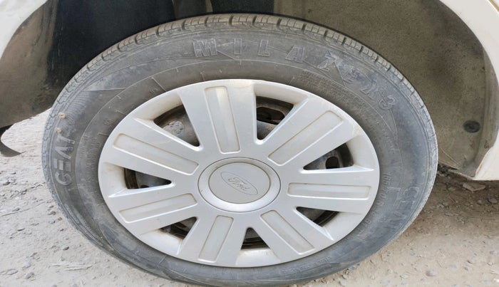 2012 Ford Figo ZXI 1.2 PETROL, Petrol, Manual, 74,064 km, tyre