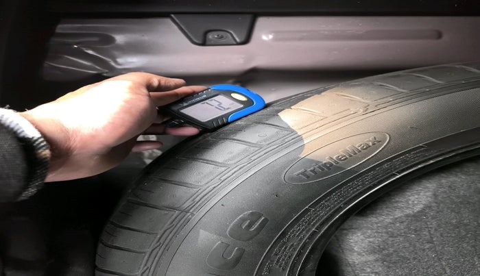 2022 KIA SELTOS HTK PLUS 1.5 IMT, Petrol, Manual, 86,923 km, tyre