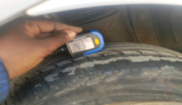 2015 Tata Indica EV2 LS, Diesel, Manual, 1,70,252 km, tyre